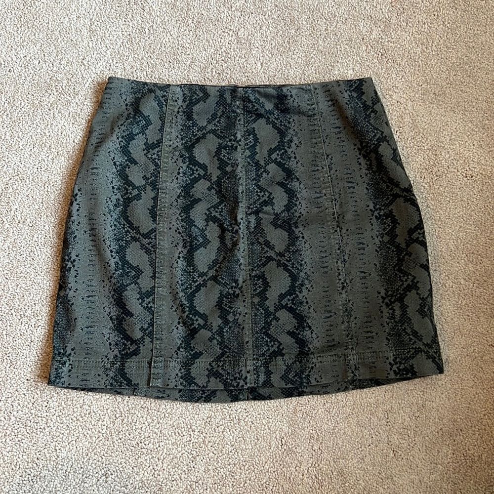 Snake print mini skirt